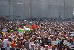 [yuksekovakurtcemitingi2[4].jpg]