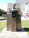 Monumento a Manuel Quiroga.