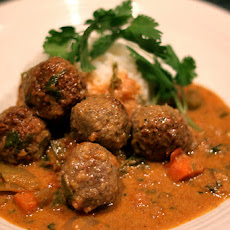 Indian Lamb Meatballs in Curry Sauce