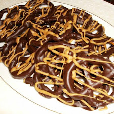 Peanut Butter Chocolate Pretzels