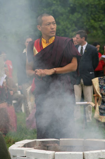 Lhasang may 17 -(c) Helen Vink