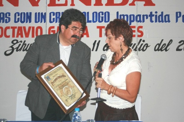 [CONFERENCIA CRIMINOLOGO OK[4].jpg]