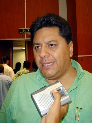 [05-ponce-08-08[4].jpg]