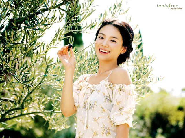 Korean Beauty - Song Hye Kyo