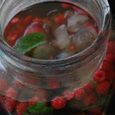Raspberry Mint Iced Tea   Hic-Up!