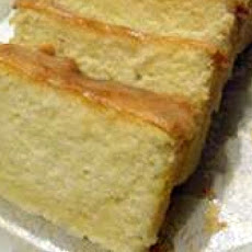 Aunt Johnnie's Pound Cake