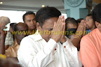 Samy Vellu praying Samy Vellu praying