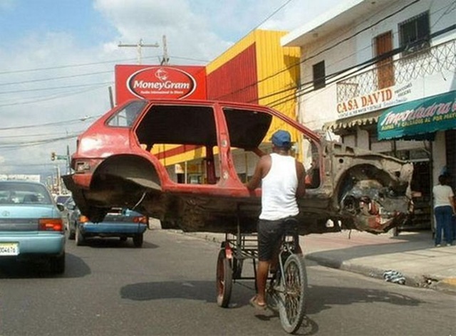 [bicicleta_carro[3].jpg]