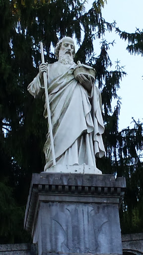 Lourdes Statue Avec Colombes