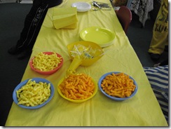 YELLOW DAY 018