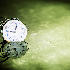 SEVANI by Donatas Zasciurinskas - Artistic Objects Other Objects ( clock, dz, reflect )