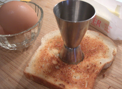Egg-in-Toast
