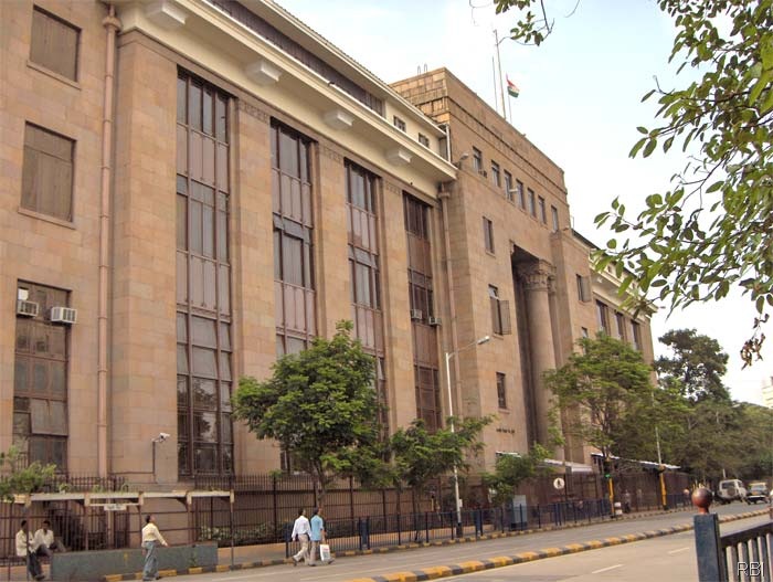 [Reserve-Bank-of-India.jpg]