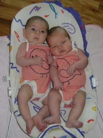 [bouncy twins[2].jpg]
