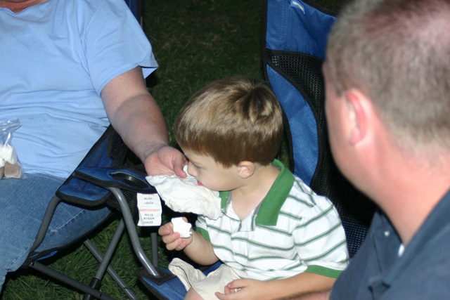 [080830Marshmallows0254.jpg]