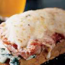 Creamed Spinach-and-Ham Broilers on White