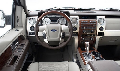 [09_f150_cockpit[2].jpg]