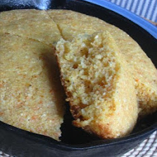Simple Skillet Cornbread