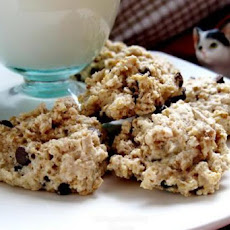 Nut and Oat Choc-Chip Biscuits