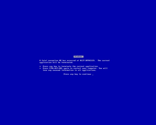 [blue screen of death[3].jpg]