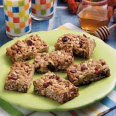 White Chocolate Cranberry Granola Bars