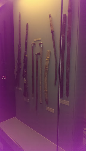 Long Gun, Sword and Axe