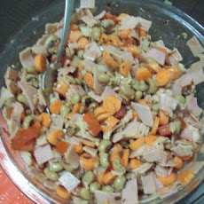 Hearty Black-Eyed Pea Salad