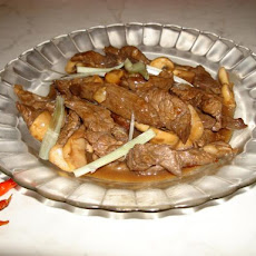 Stir-Fried Beef in Oyster Sauce