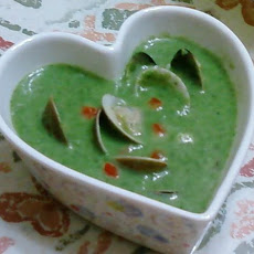 Leek and Asparagus Soup With Clams
