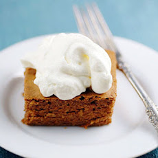 Cinnamon Apple Cake