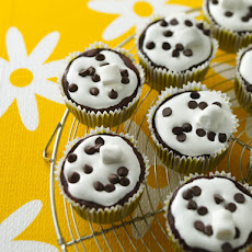 Chocolate Marshmallow Madness Cupcakes