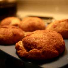 Stuffed Cinnamon Crescent Rolls