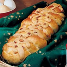 Frosted Caramel Nut Braid