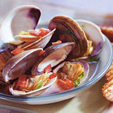 Steamed Clams with Ham, Bell Pepper, and Basil