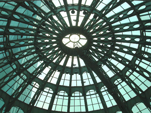 the dome of Grand Gateway Mall, a big shopping mall which makes itself the undoubted gateway thru SJTU by linking the passage between subway station and SJTU.