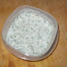 Yogurt-Herb Dip (Low-Carb)