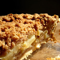 Pear Crumble Pie