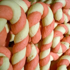 Very Easy Candy Cane Cookies