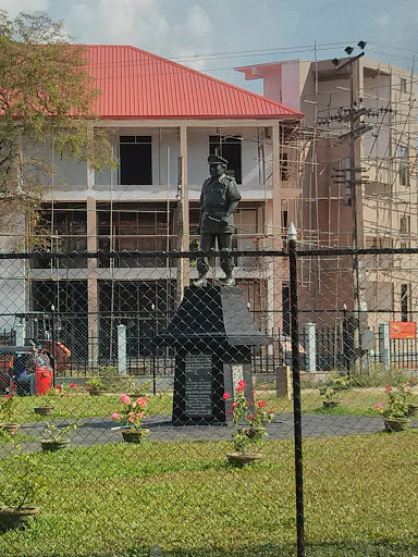 General Denzil Kobbekaduwa Statue