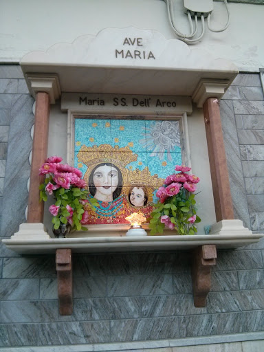 Edicola Madonna Dell'Arco