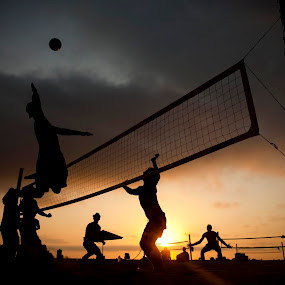 by Trevor Brown - Sports & Fitness Other Sports