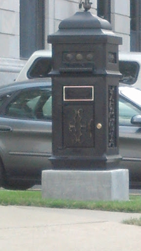 Courthouse Mailbox