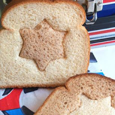 Two Toned Sandwiches (Lunch Box Surprise)