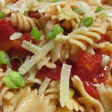 Tomato-Bow Tie Salad