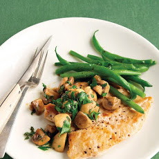 Sauteed Chicken with Mushrooms and Green Beans