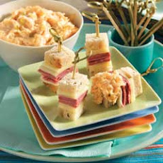 Mini Reuben Skewers With Dipping Sauce
