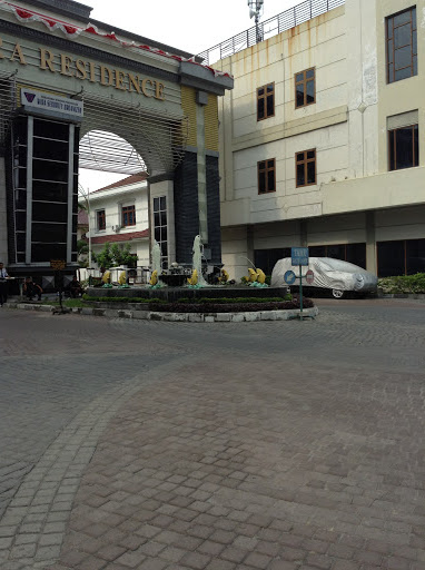 Fountain  Mutiara Residence Entrance
