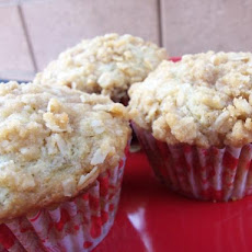 Streusel Topped Banana Nut Bread
