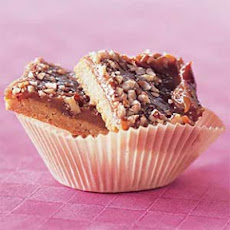 Two-Layer Caramel-Pecan Bars
