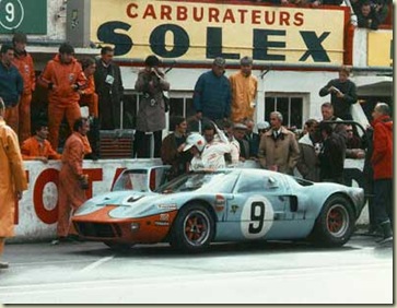 lemans-ford-gt40-2